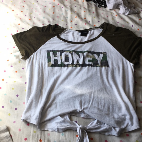 Tied crop top - Picture 1 of 1